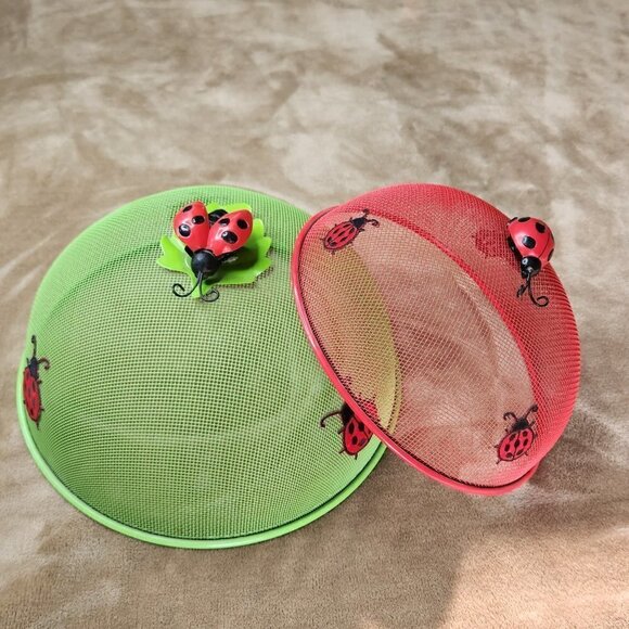 Ladybug Wire Mesh Food Covers (2) - Picture 1 of 4